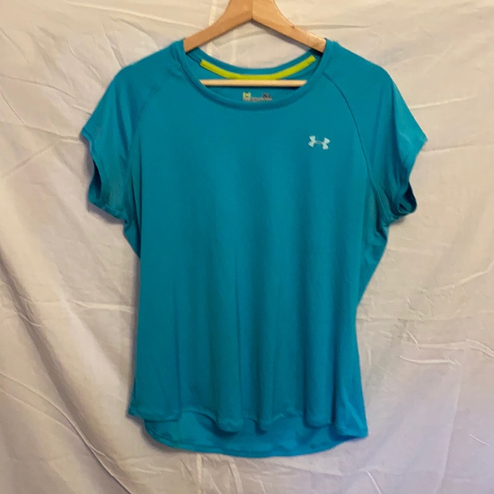 Short sleeve under armour athletic shirt